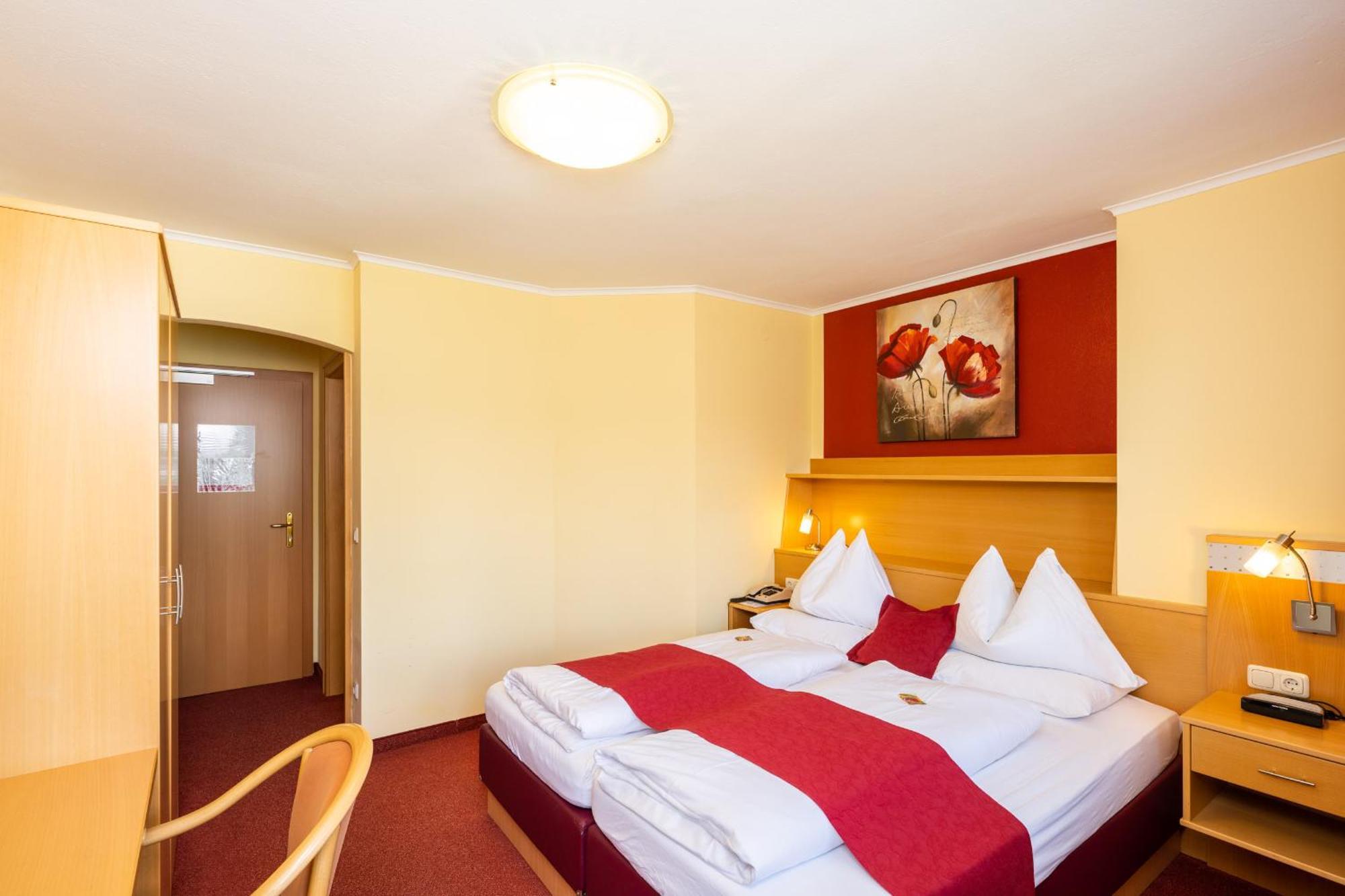 Strandhotel Schabus 3*